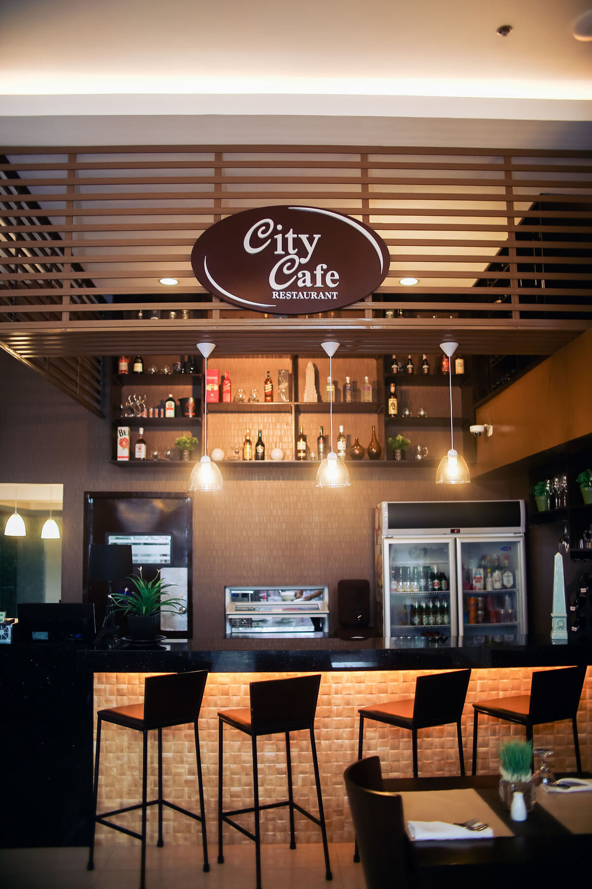 Prime City Resort Hotel Angeles Bagian luar foto