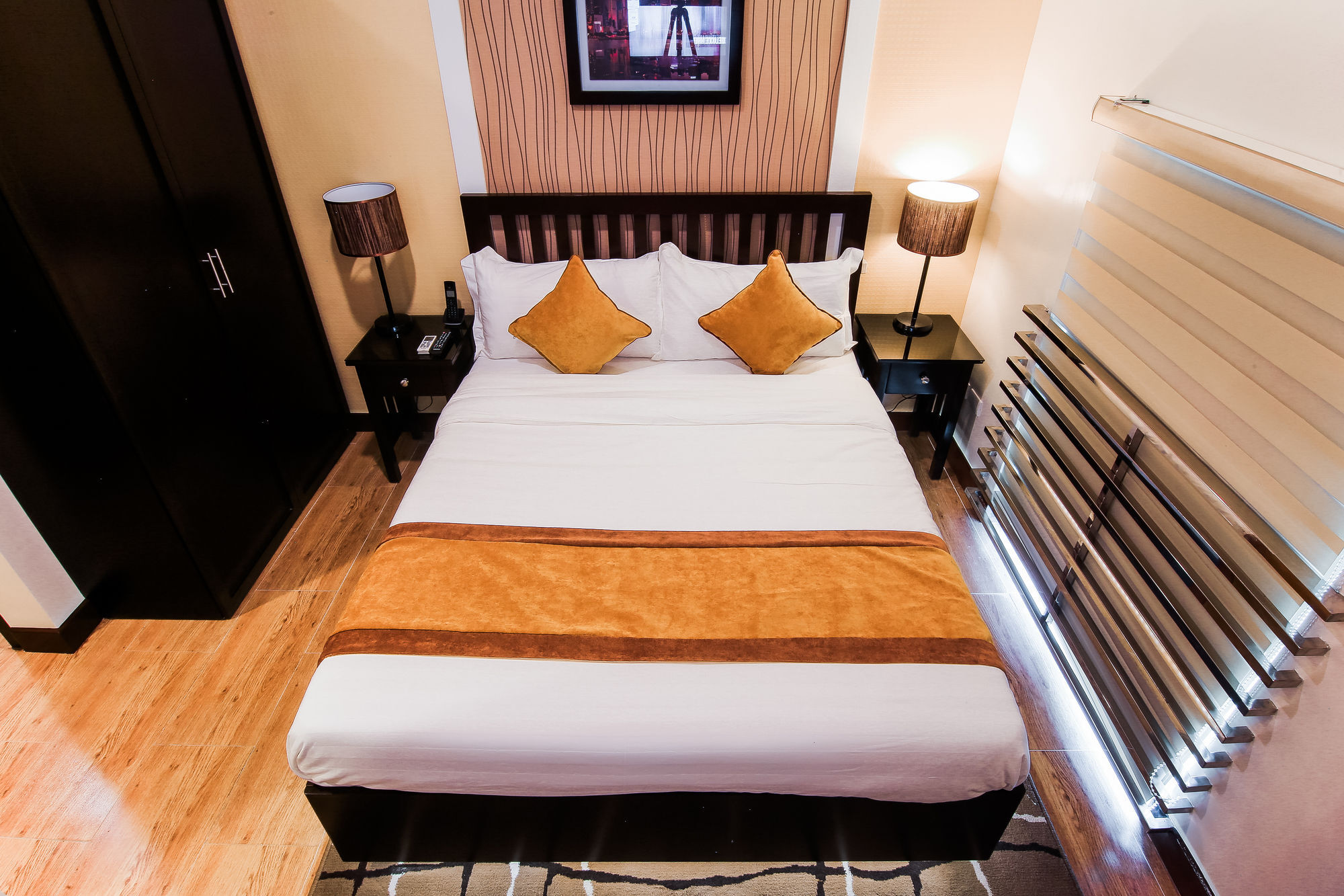 Prime City Resort Hotel Angeles Bagian luar foto